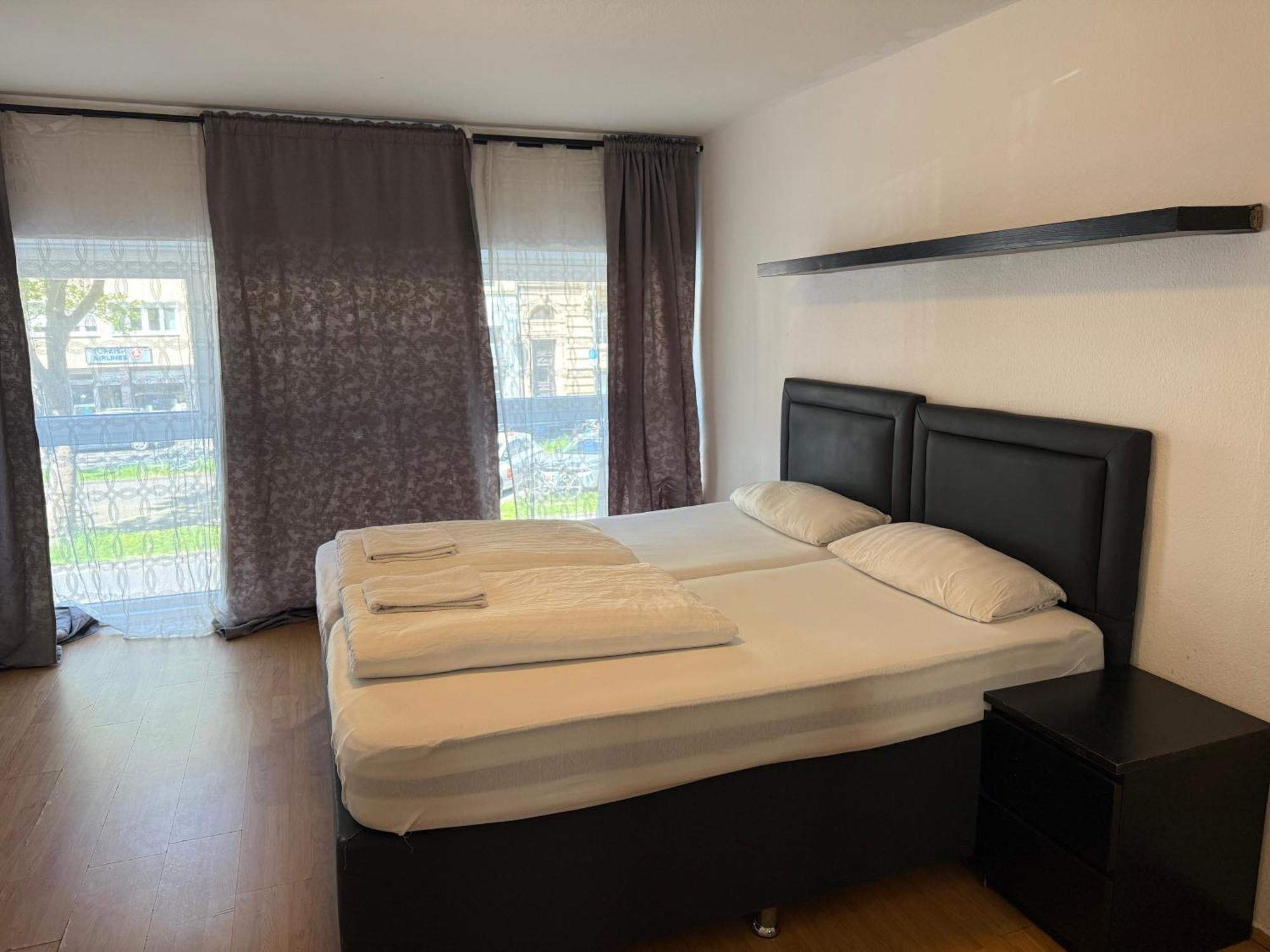Hotel Garni Emir Köln Eksteriør bilde