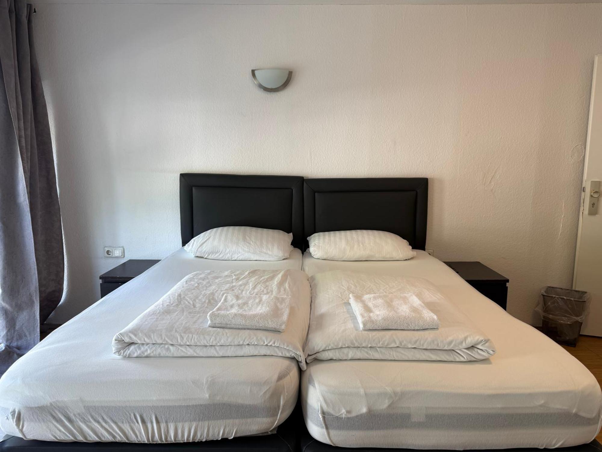 Hotel Garni Emir Köln Eksteriør bilde
