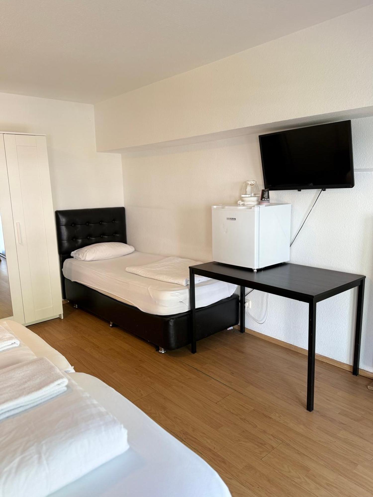 Hotel Garni Emir Köln Eksteriør bilde