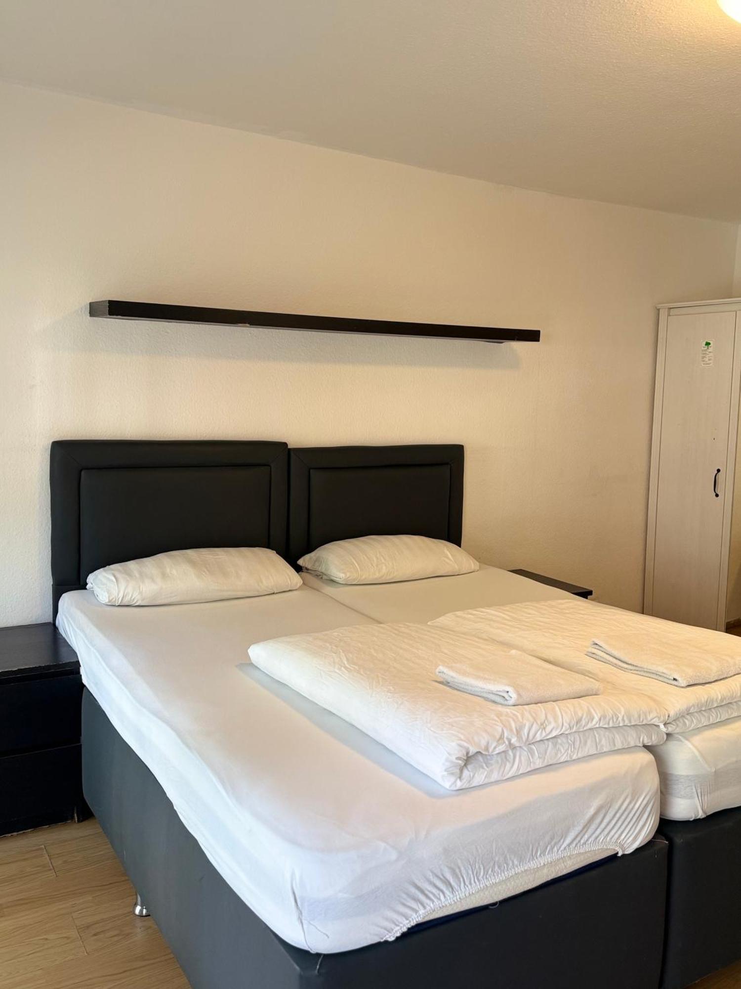 Hotel Garni Emir Köln Eksteriør bilde