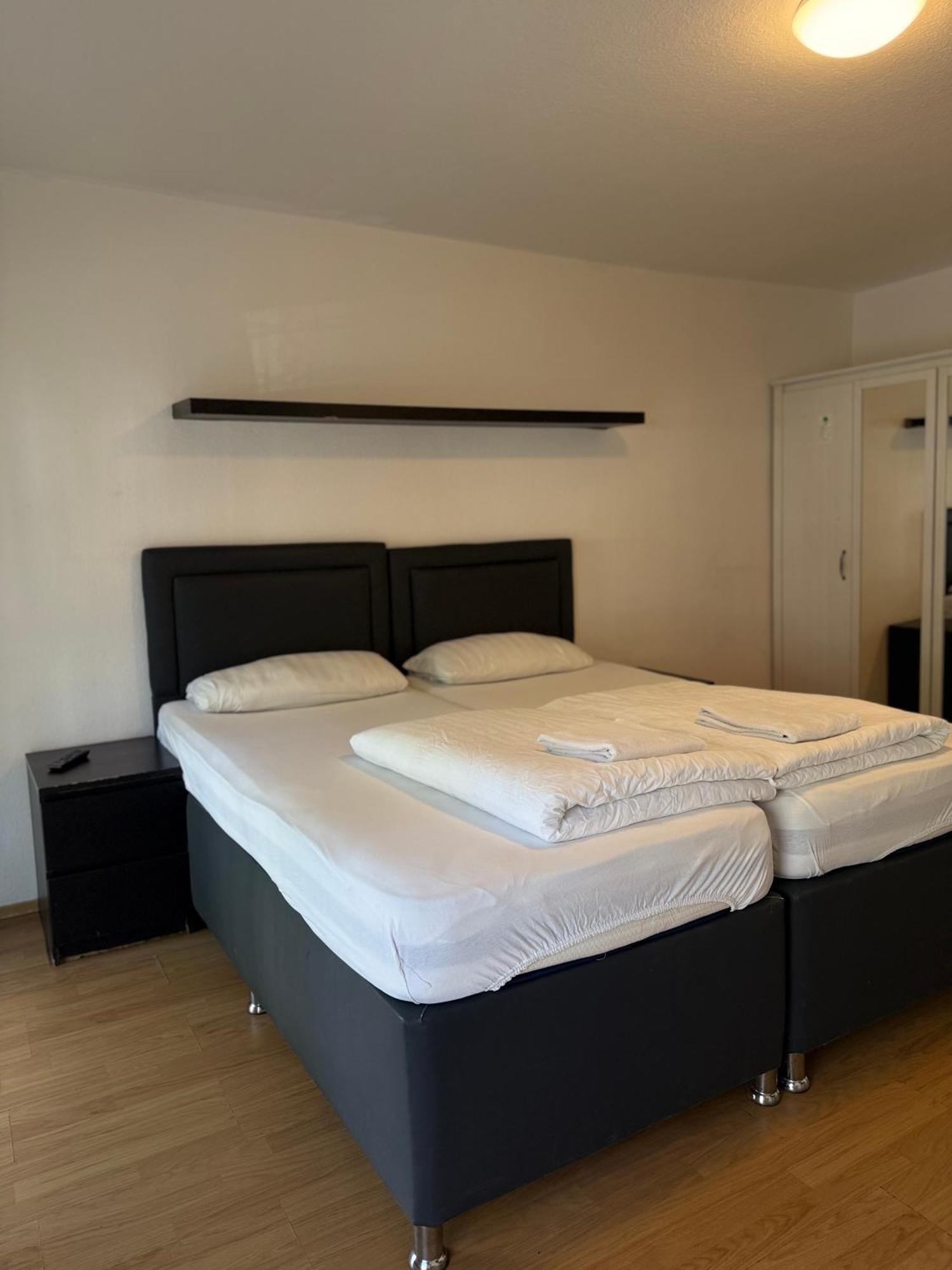 Hotel Garni Emir Köln Eksteriør bilde